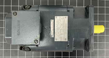Siemens Servomotor 1HU3071-0AC01-0ZZ9-Z
