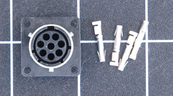 8-pole Flange-Socket (round) for Work-light or Machine-Centering-Microscope