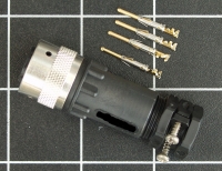 8-poliger Steckverbinder (rund) für Arbeitsleuchte bzw. Zentriermikroskop